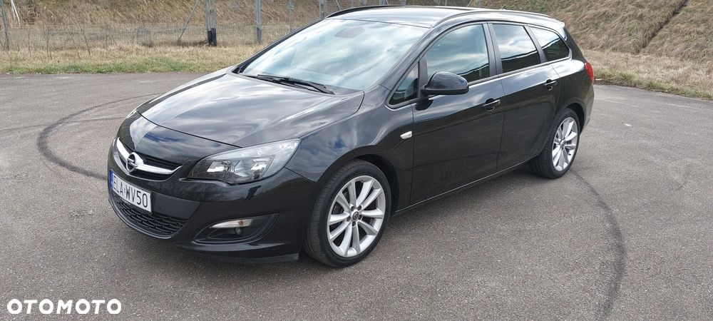 Opel Astra 1.4 Turbo Sport - 1