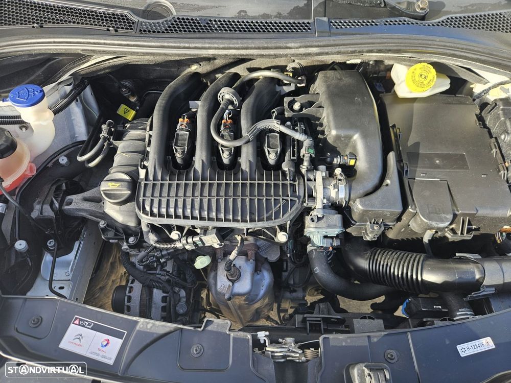 Citroën C3 1.2 PureTech Shine - 51