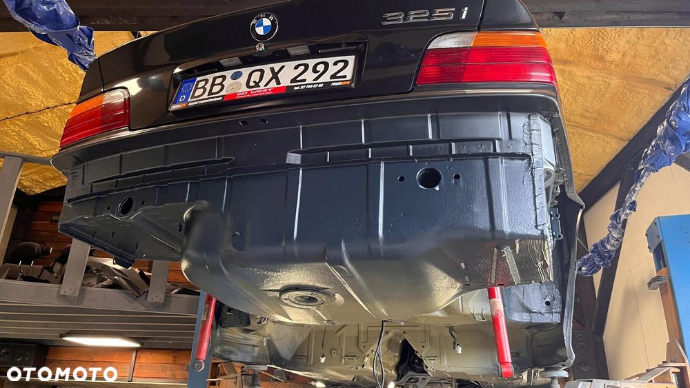 BMW Seria 3 - 12