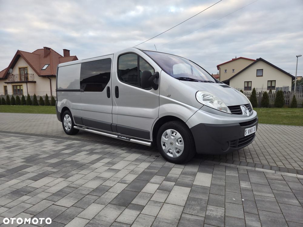 Renault TRAFIC LONG KLIMA TEMPOMAT ORYGINAŁ DUBEL KABINA ZADBANY FULL OPCJA DOPOSAŻONY - 2