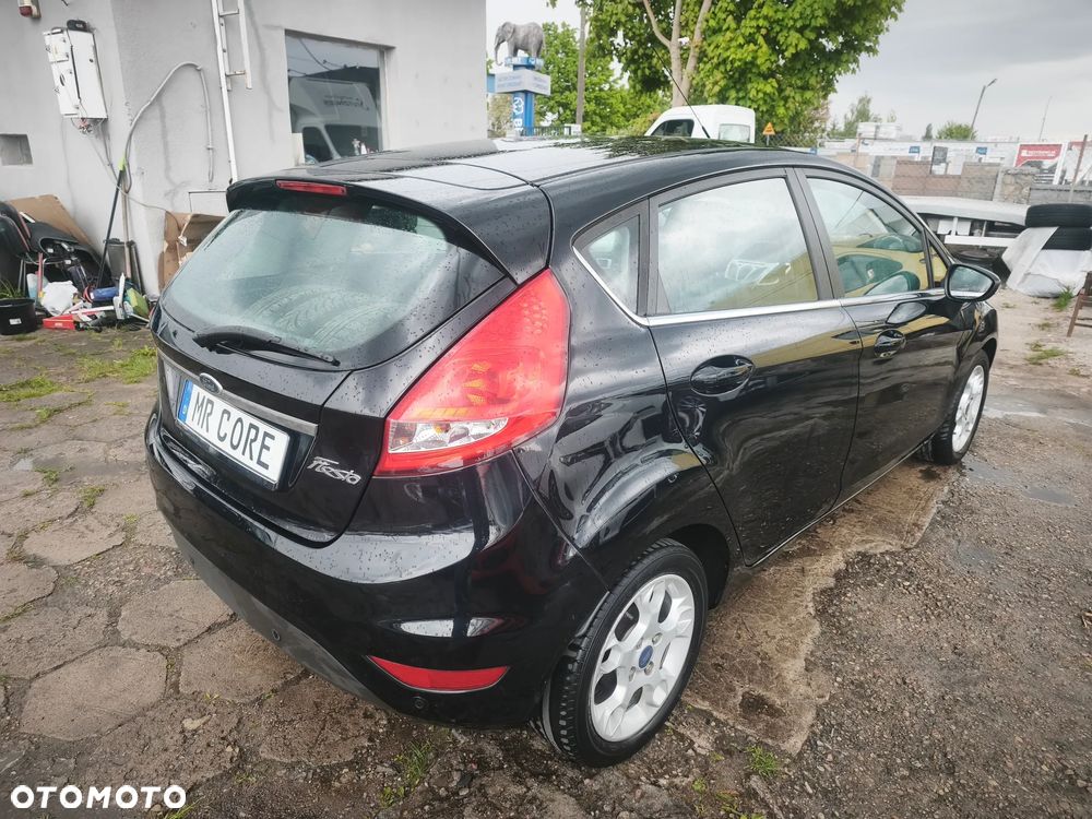Ford Fiesta 1.25 Celebration - 4
