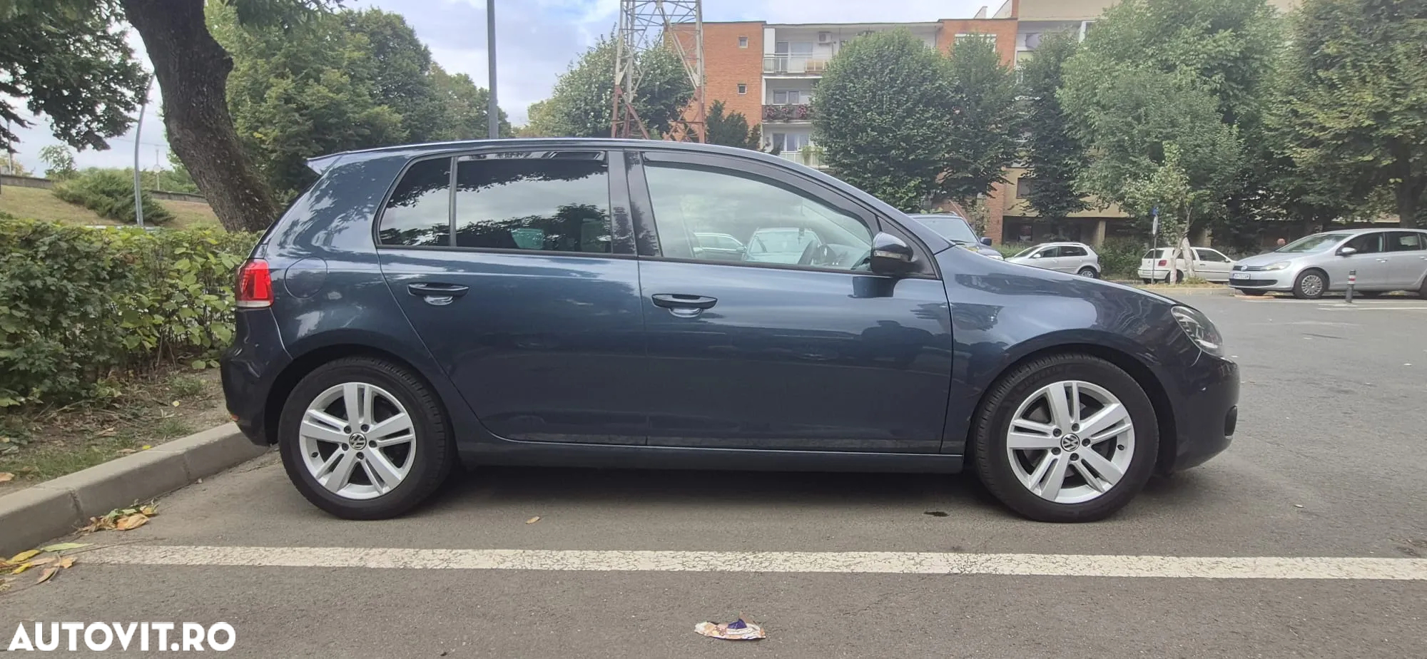 Volkswagen Golf - 16