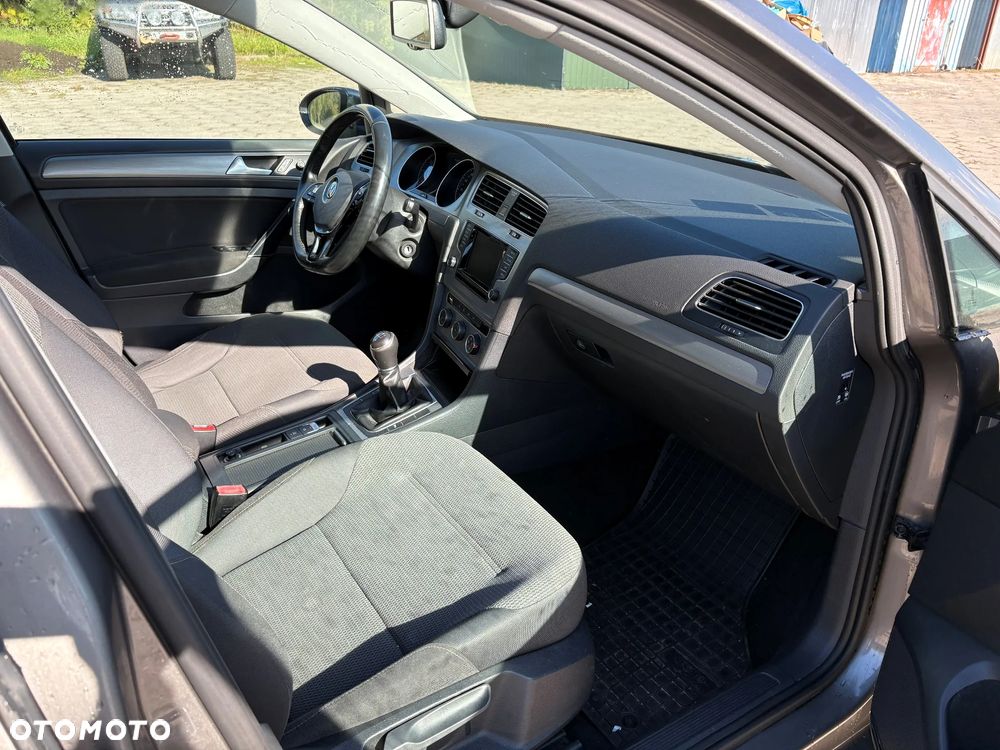 Volkswagen Golf VII 1.6 TDI BMT Comfortline - 7