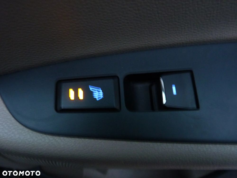 Hyundai Tucson blue 1.7 CRDi 2WD DCT Premium - 16