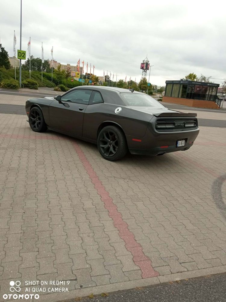Dodge Challenger - 6