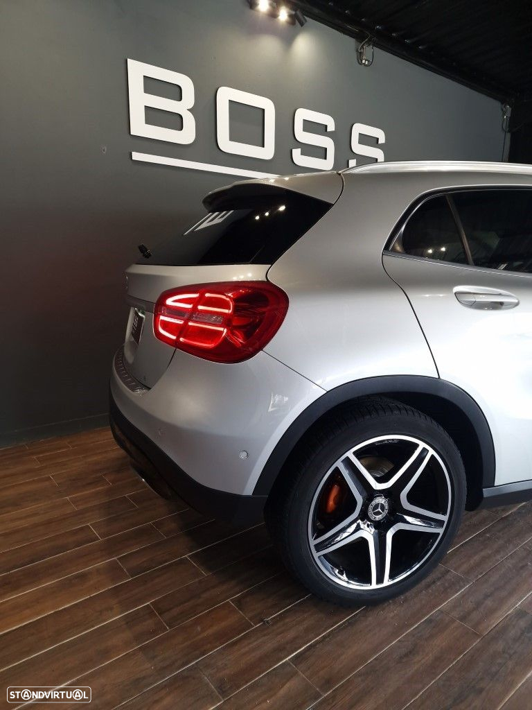 Mercedes-Benz GLA 200 CDi Urban Aut. - 12