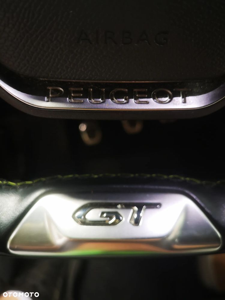Peugeot 2008 1.2 PureTech GT Line S&S - 30