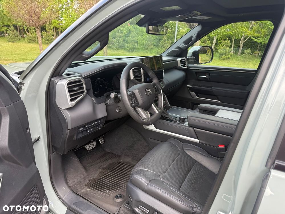 Toyota Tundra - 14