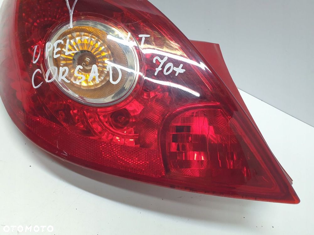 LAMPA TYLNA LEWA TYŁ LEWY OPEL CORSA D - 2