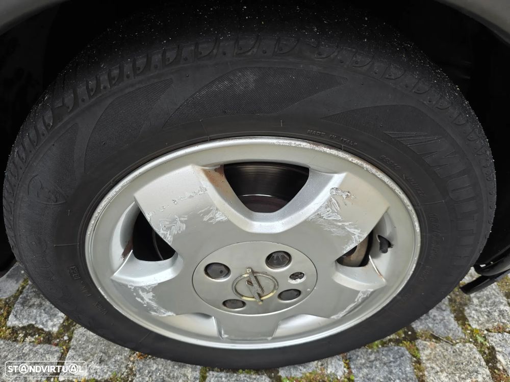 Opel Corsa 1.7 DTi 16V Confort - 7