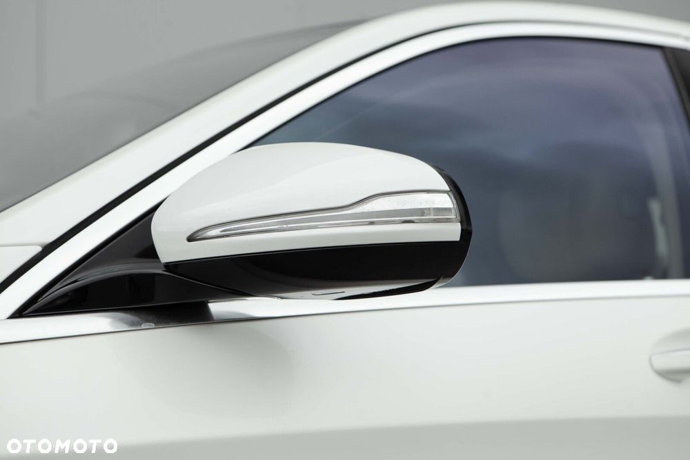 Mercedes-Benz Klasa S 500 4-Matic 7G-TRONIC - 17