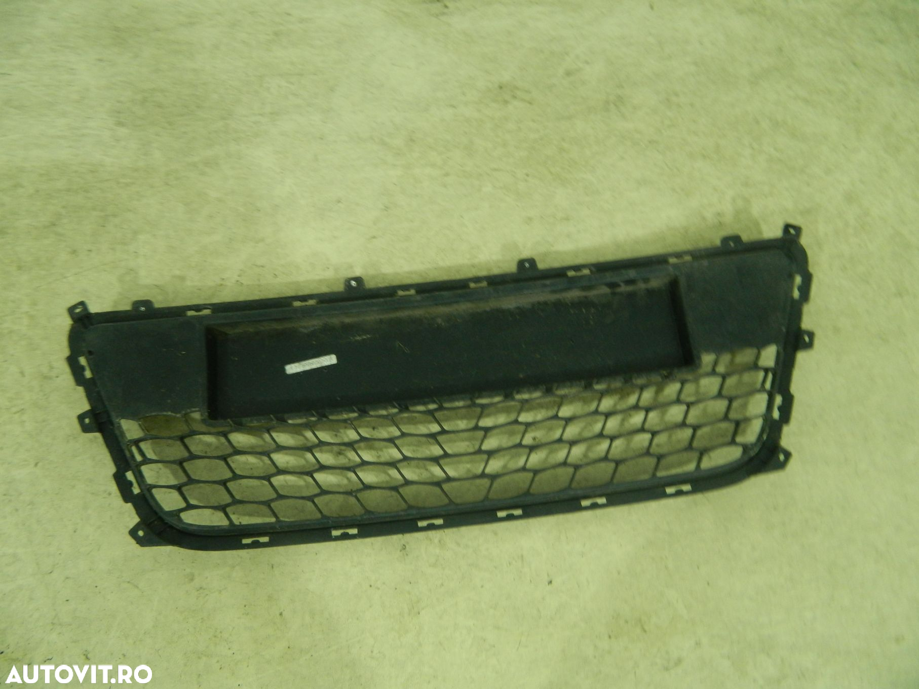 Grila centrala bara fata dintre proiectoare, Hyundai I30, 2007, 2008, 2009, 2010, , 86561-2R000 - 6