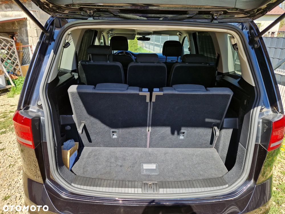 Volkswagen Touran 1.6 TDI SCR DSG Join - 18