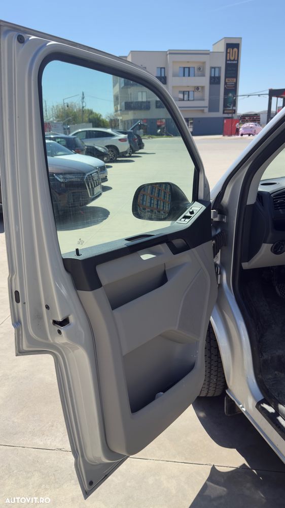 Volkswagen Transporter - 10