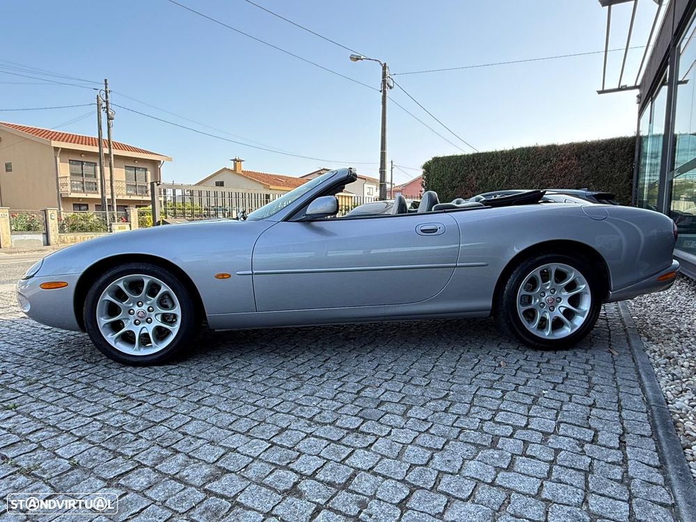 Jaguar XK XKR 4.0 Convertible - 13