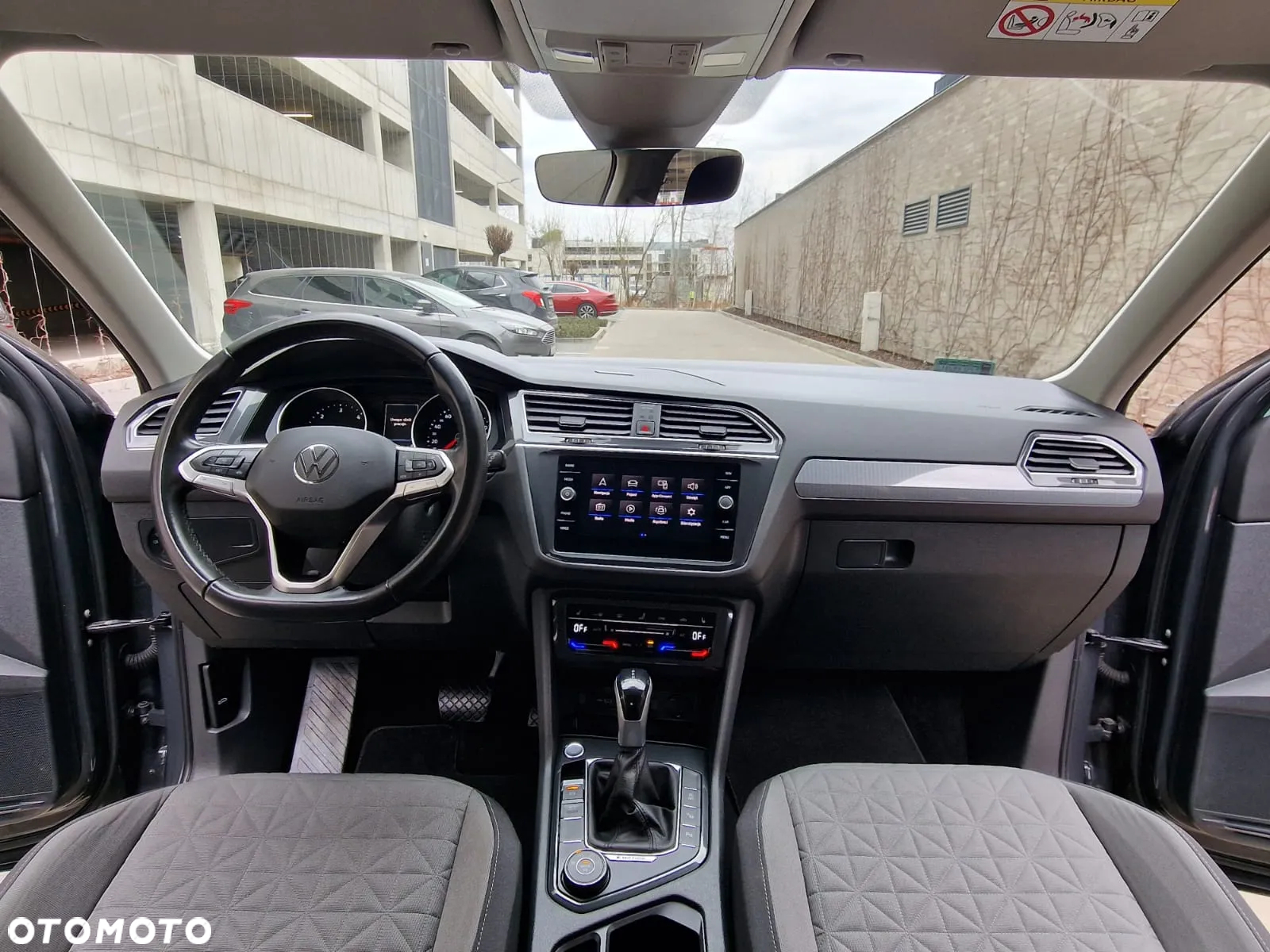 Volkswagen Tiguan 2.0 TDI SCR 4Mot Elegance DSG - 20