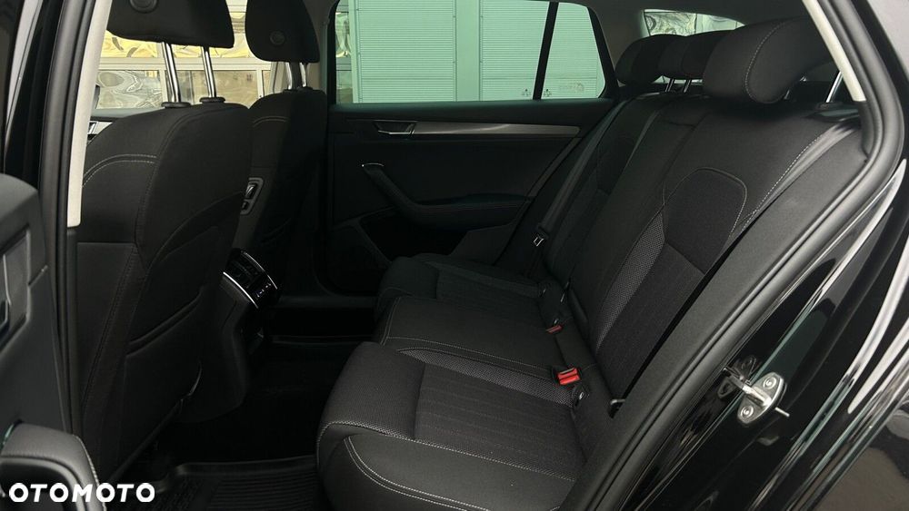 Skoda Superb 2.0 TDI SCR Style DSG - 14