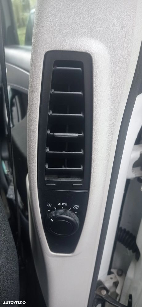 Citroën C4 Picasso 1.6 HDI FAP Tendance - 14