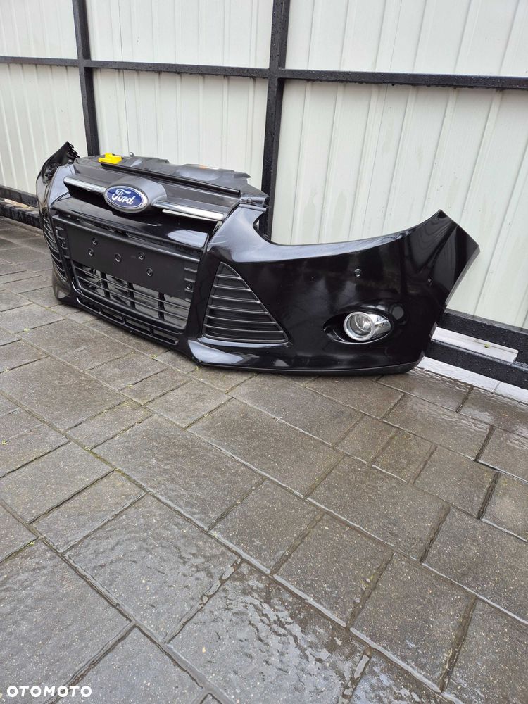 Zderzak przód przedni Ford Focus mk3 rok 12 kod lak FB 4xpdc - 4
