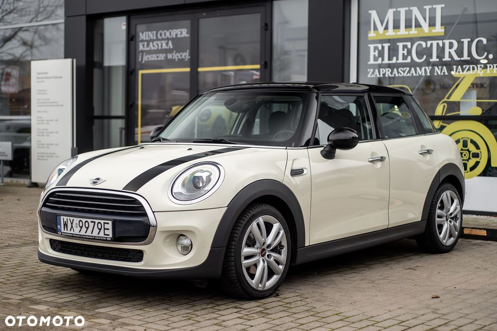 MINI Cooper Standard - 2