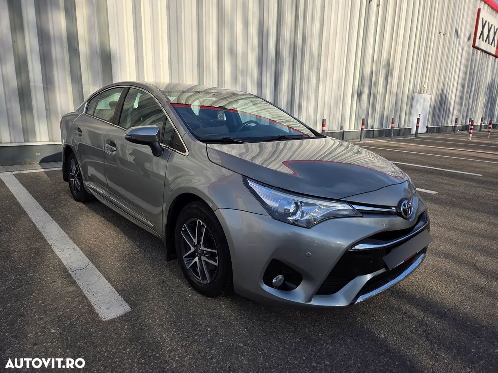 Toyota Avensis 1.8 Multidrive S Executive - 11