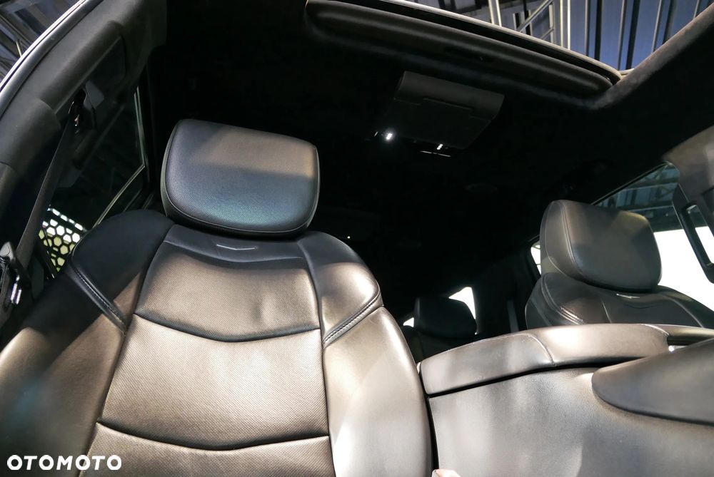Cadillac Escalade 6.2 V8 ESV Platinum - 30
