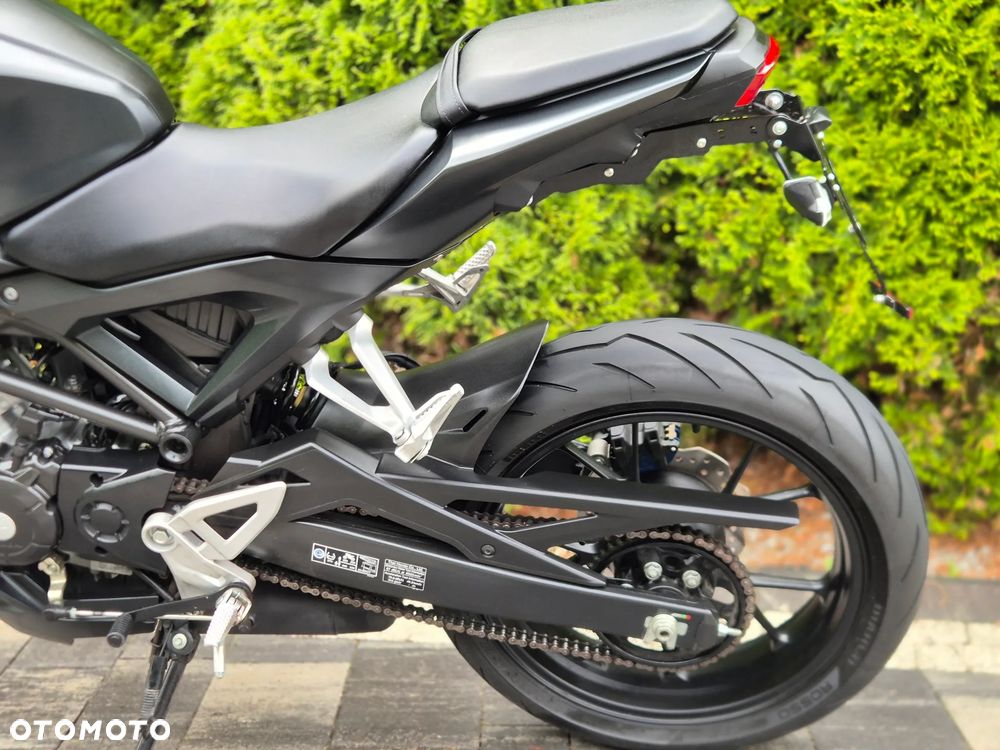 Honda CB - 20