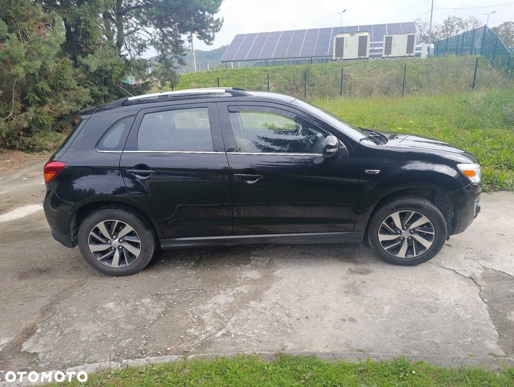 Mitsubishi ASX - 4