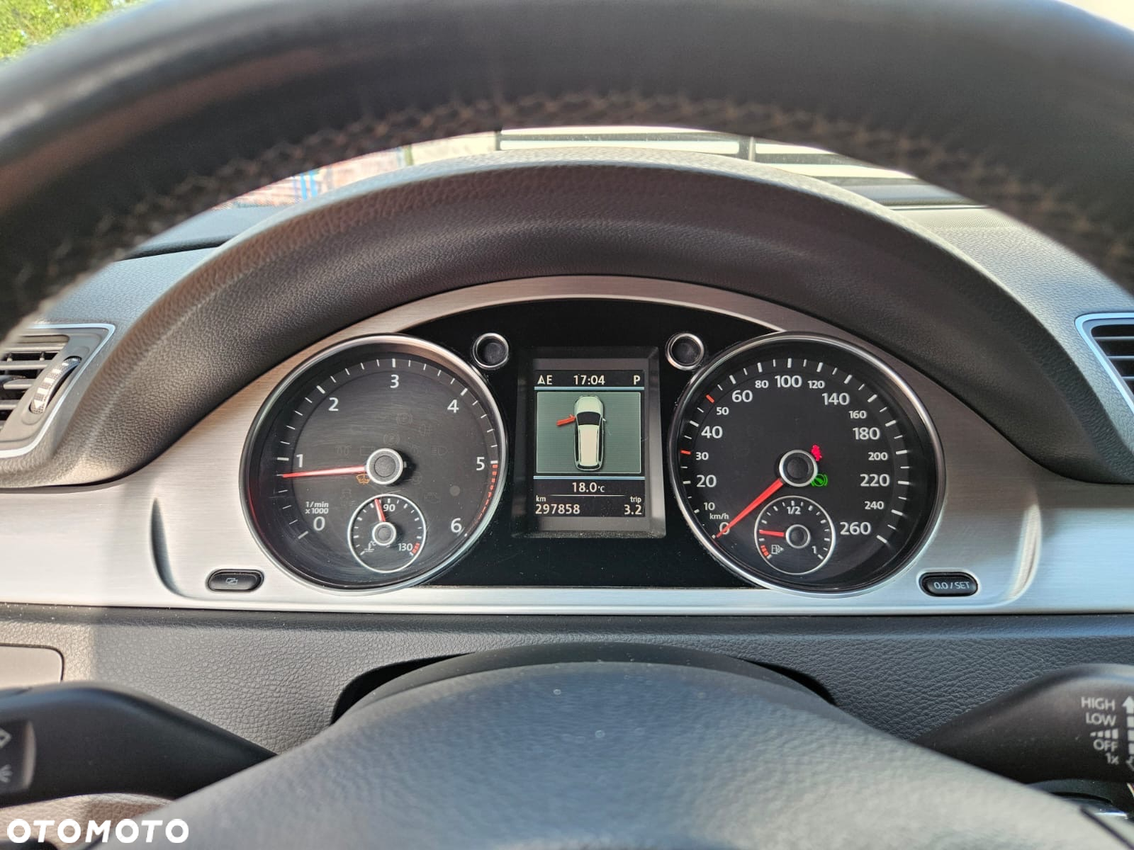 Volkswagen Passat 2.0 TDI Highline DSG - 34