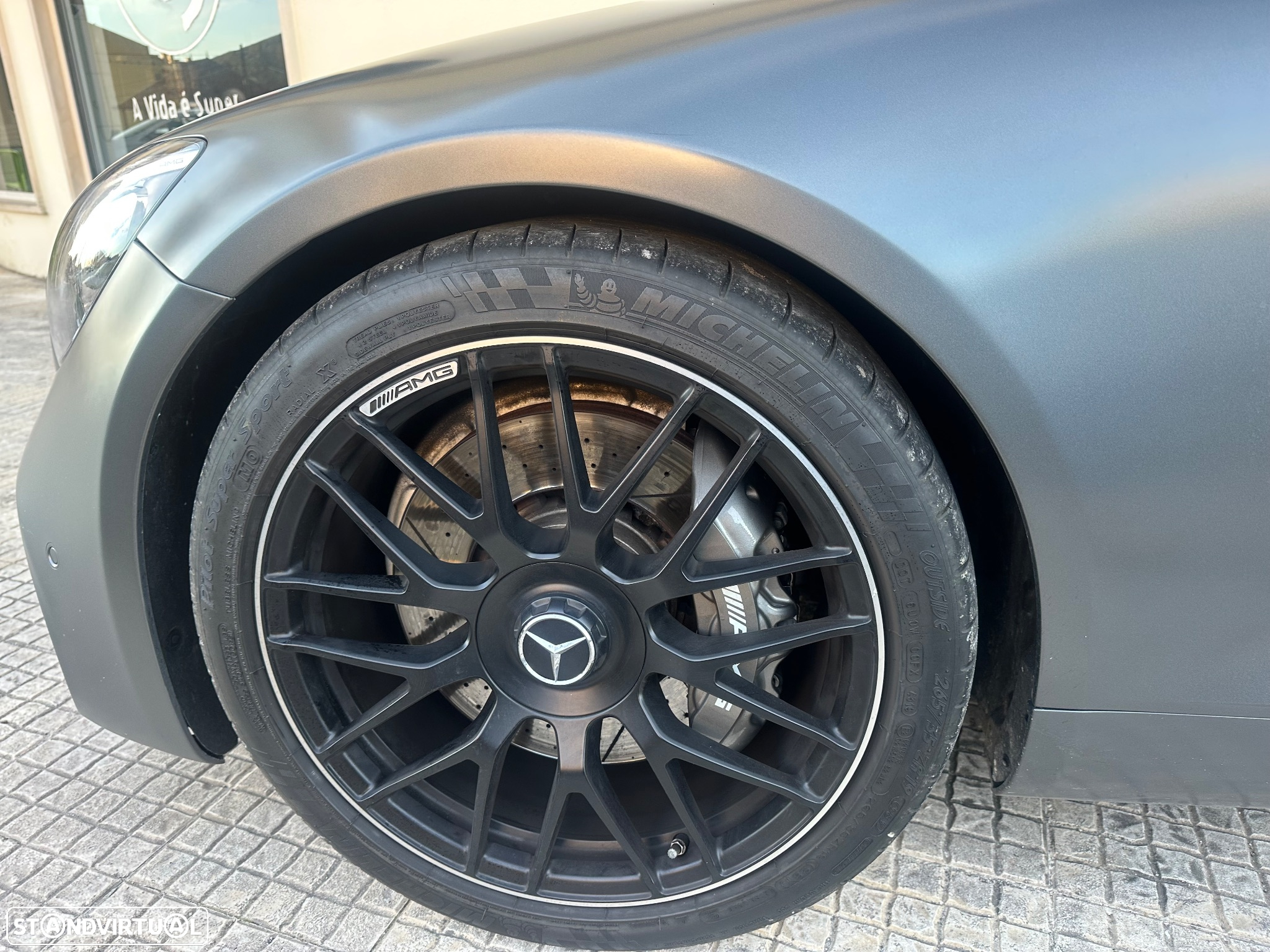 Mercedes-Benz AMG GT Standard - 12