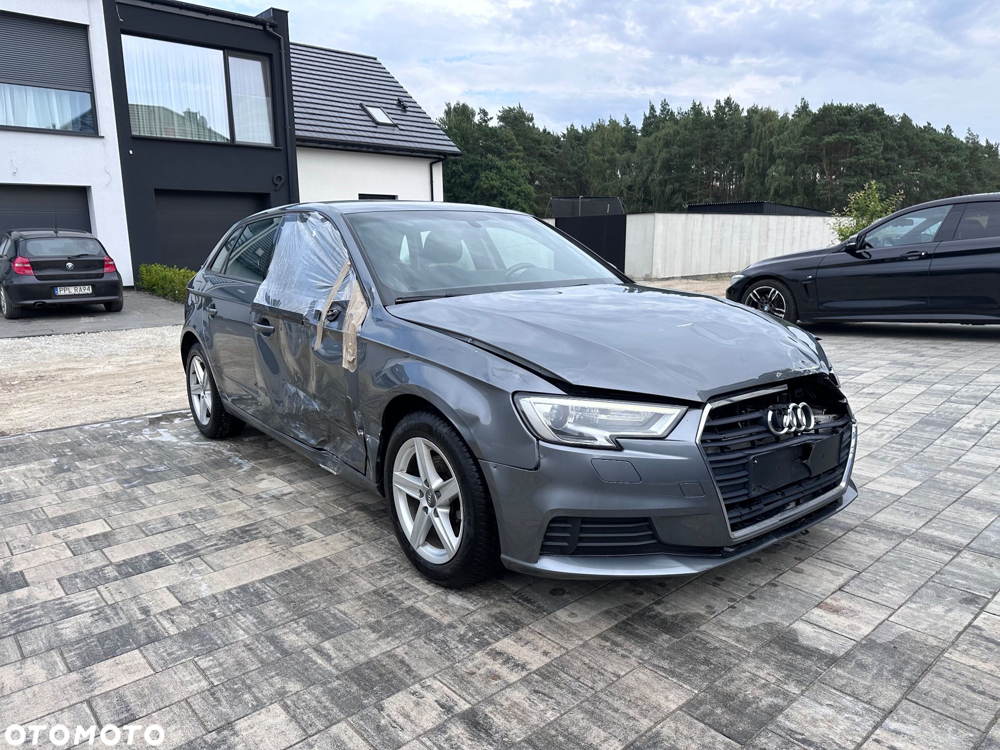 Audi A3 35 TFSI Sportback - 1