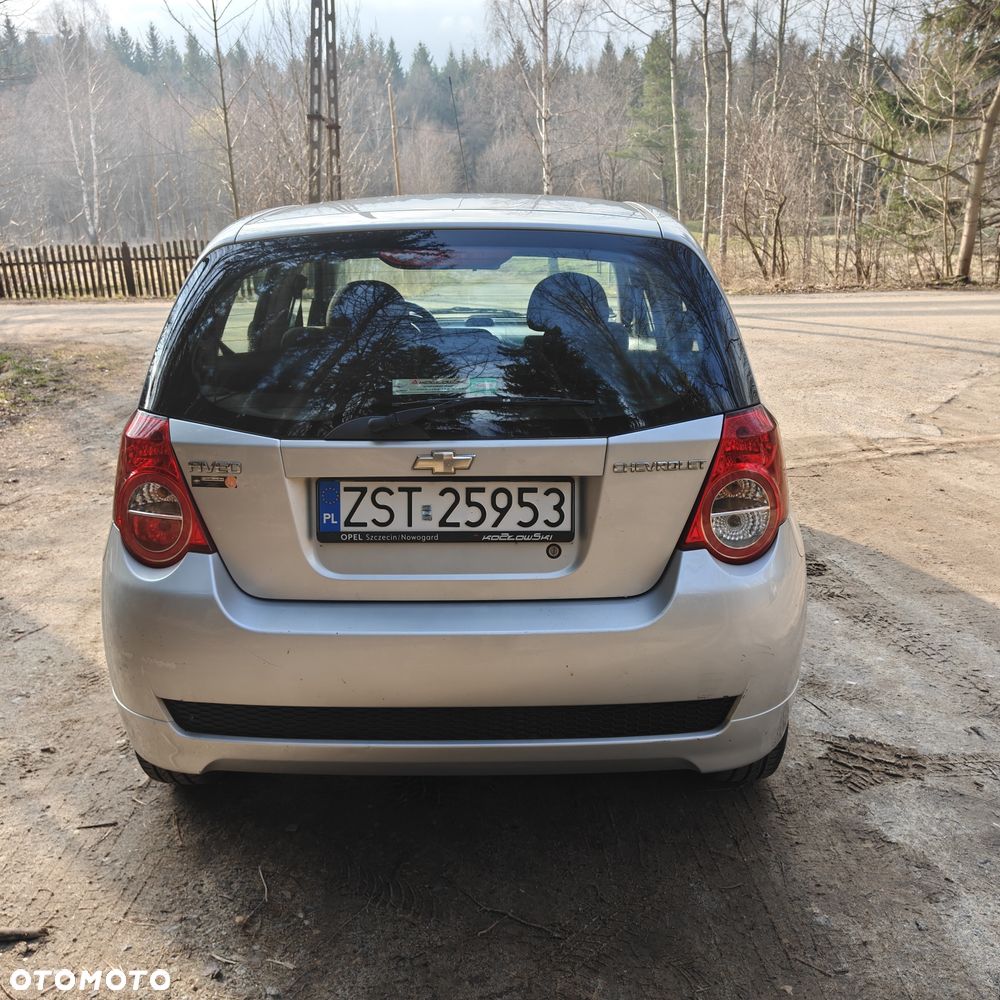 Chevrolet Aveo - 6
