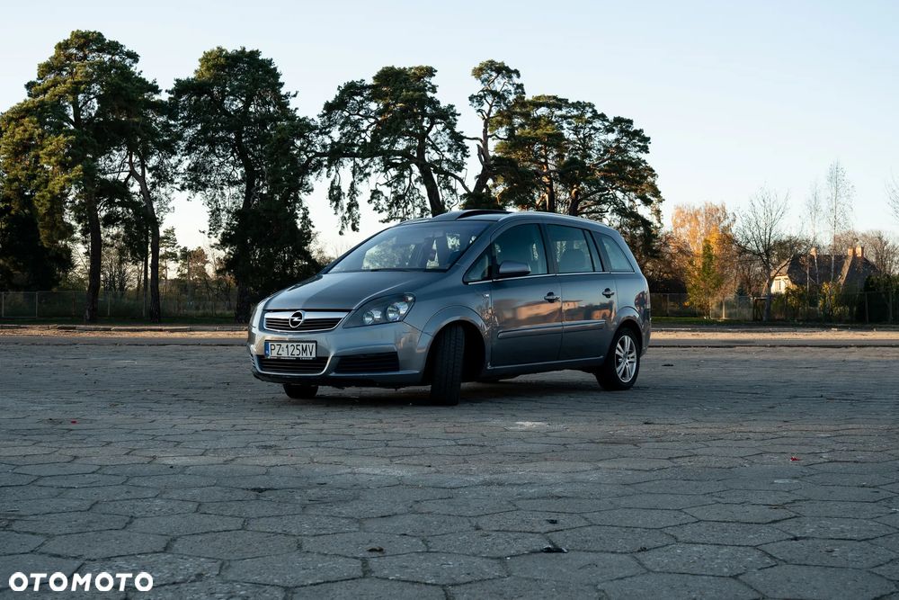 Opel Zafira 1.9 CDTI Cosmo - 17