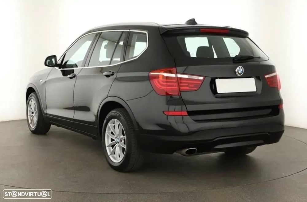 BMW X3 18 d sDrive Advantage - 3