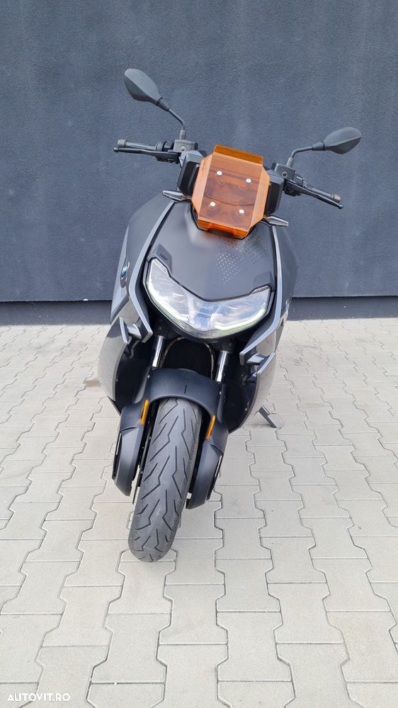BMW CE 04 - 1
