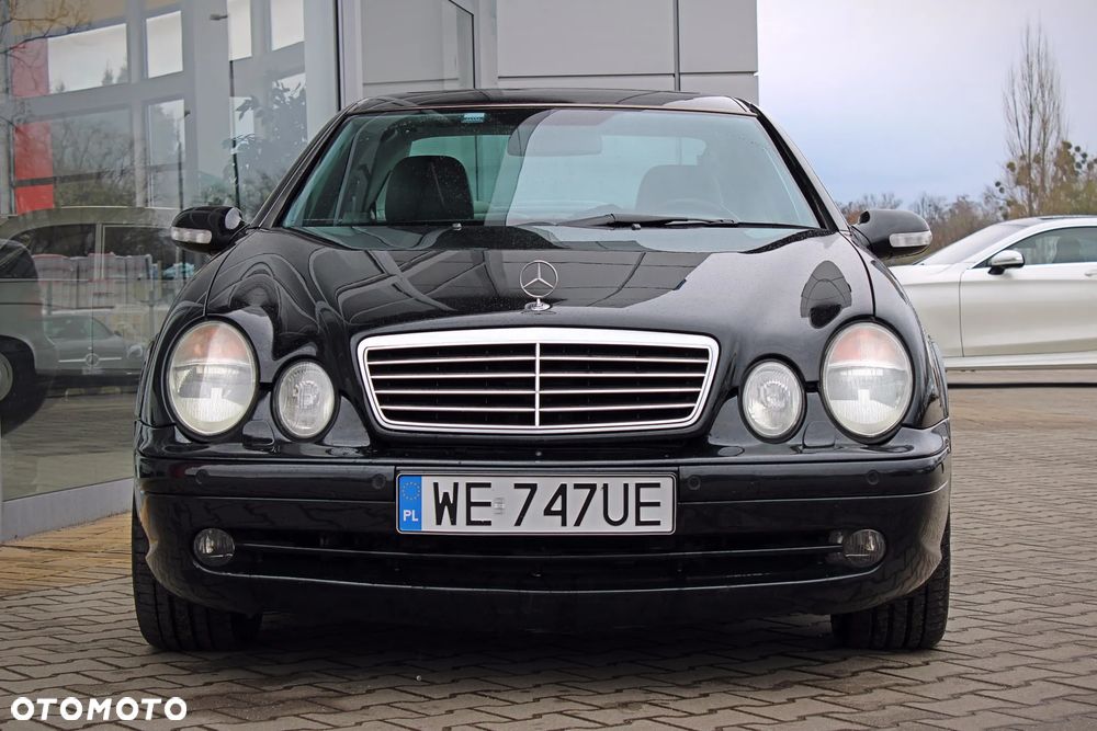 Mercedes-Benz CLK - 14