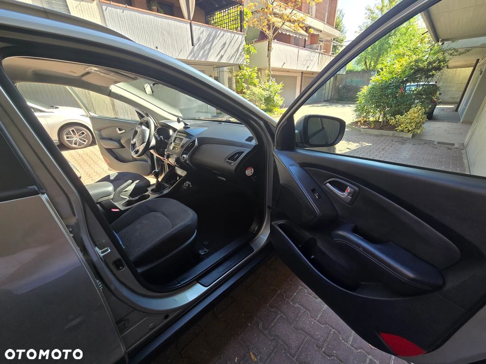 Hyundai ix35 2.0 CRDi Classic 2WD - 17