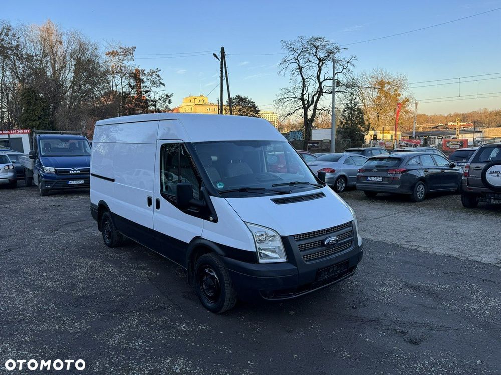 Ford Transit - 19
