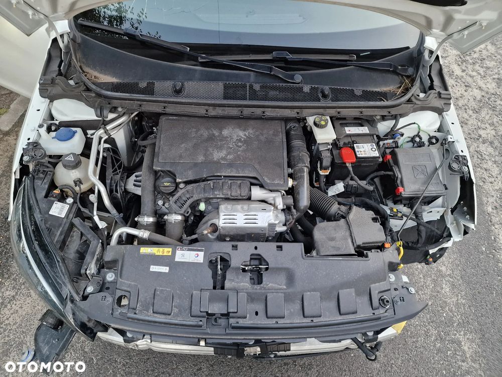 Peugeot 308 PureTech 130 GPF EAT8 Stop & Start Allure Pack - 23