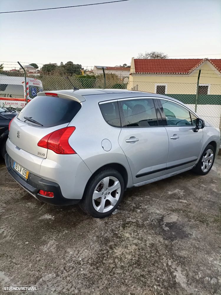 Peugeot 3008 1.6 HDi Allure - 4