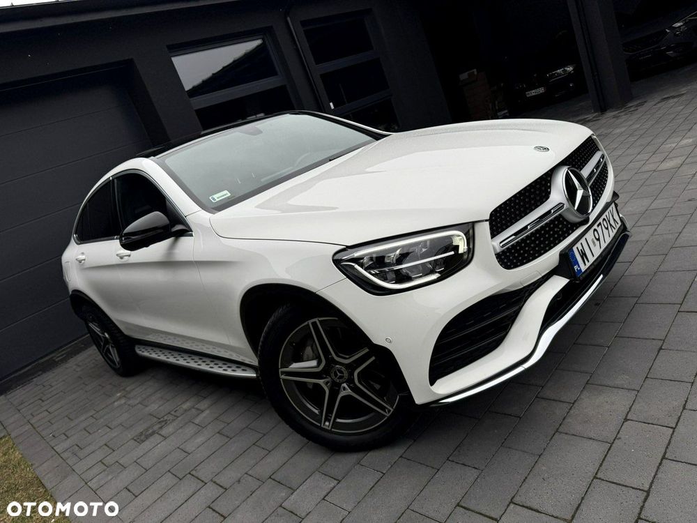 Mercedes-Benz GLC 300 4Matic 9G-TRONIC AMG Line Plus - 2