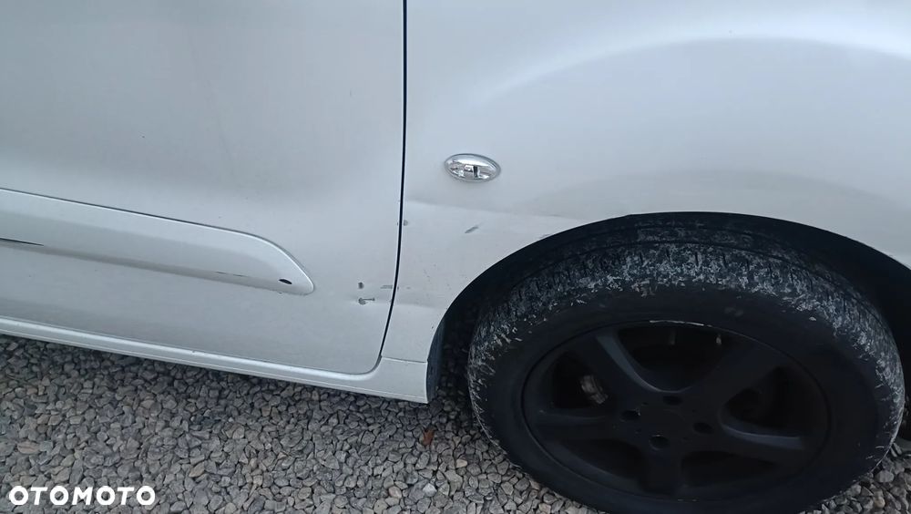 Citroën Berlingo M 1.2 PureTech Feel S&S - 14