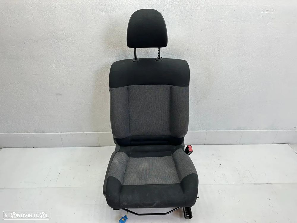 Conjunto Bancos - Citroen C4 Cactus (2014) - 6