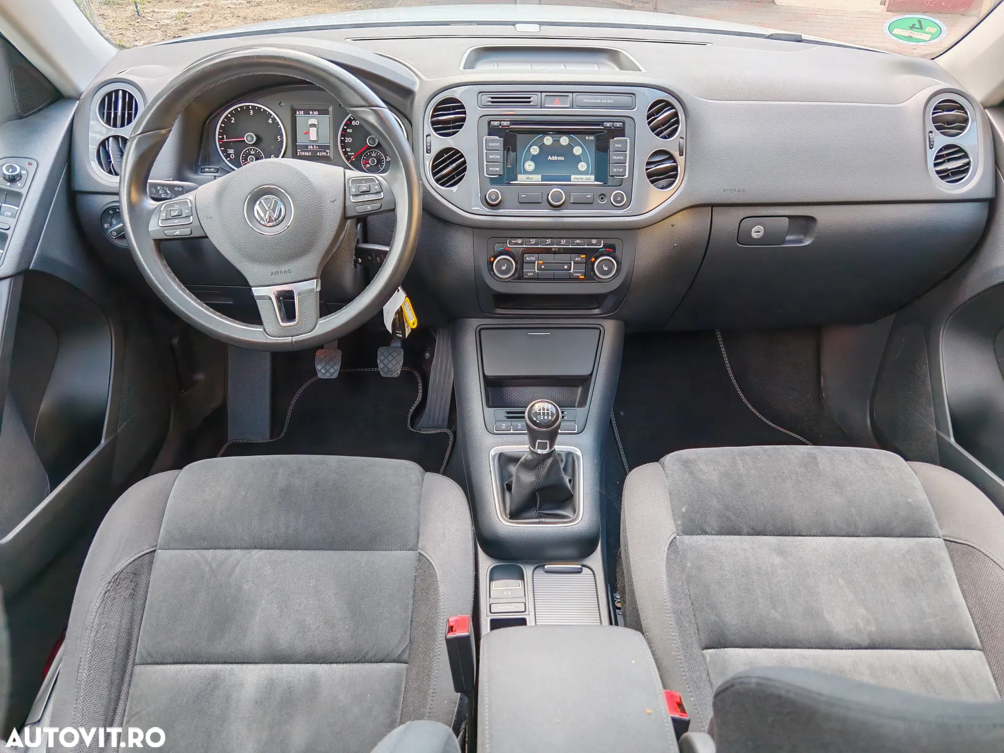 Volkswagen Tiguan 2.0 TDI DPF 4Motion BlueMotion Technology Sport & Style - 15