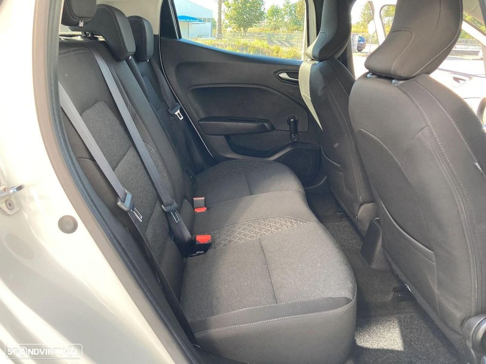 Renault Clio TCe 90 EQUILIBRE - 25