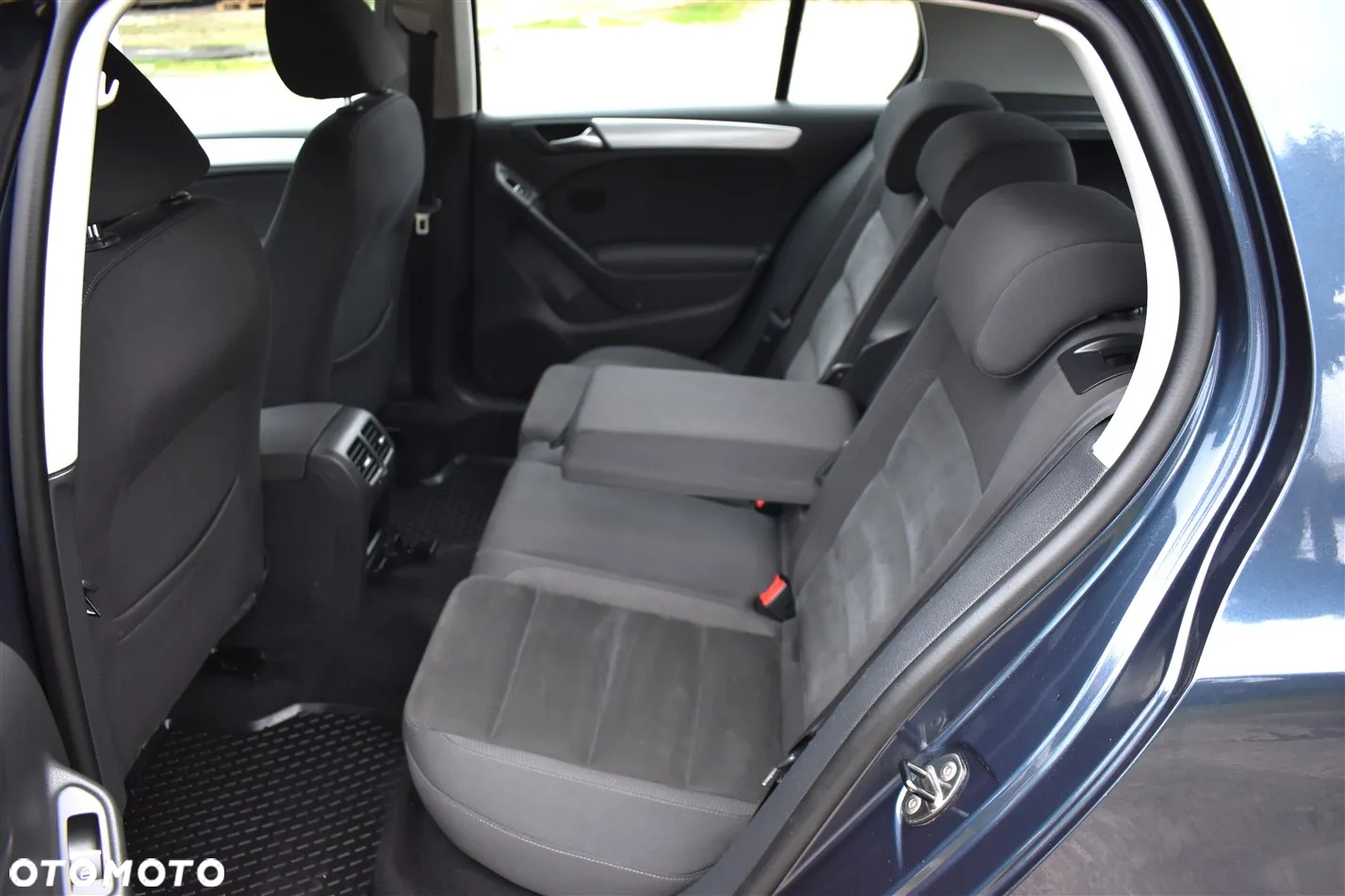 Volkswagen Golf 1.4 TSI Highline - 14
