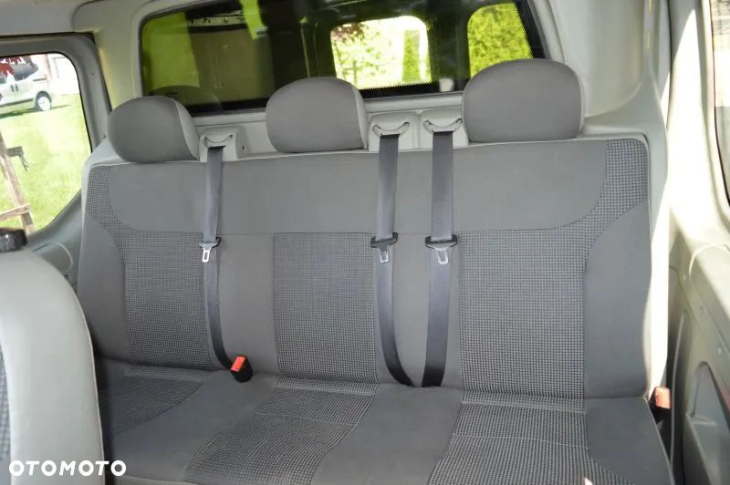 Opel Vivaro - 28