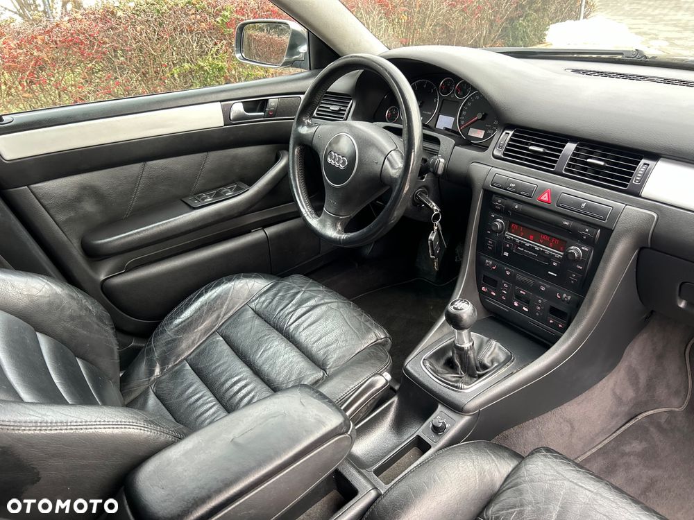 Audi A6 Avant 1.8 T - 12