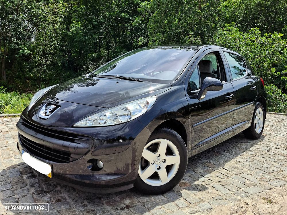 Peugeot 207 1.4 16V Premium - 4