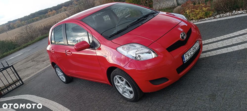 Toyota Yaris 1.33 Luna - 1